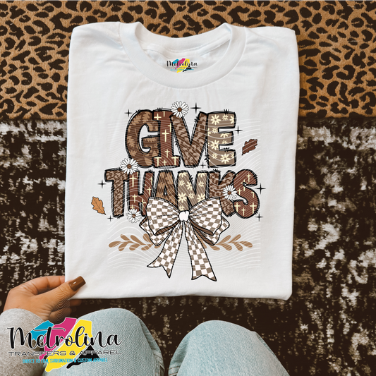 Give Thanks Tee